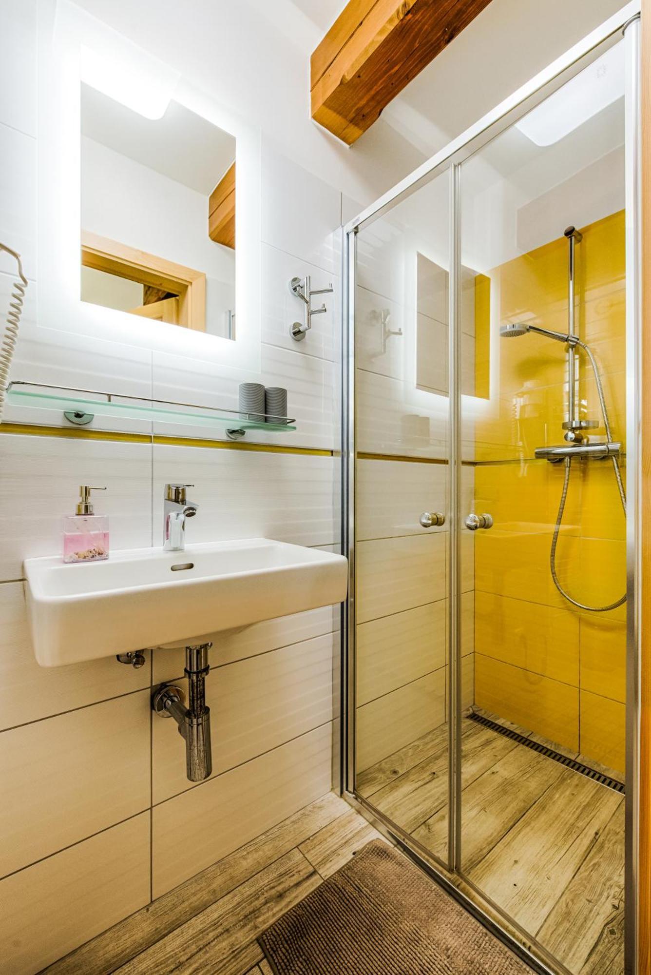 Valassky Dvur Velke Karlovice Ngoại thất bức ảnh