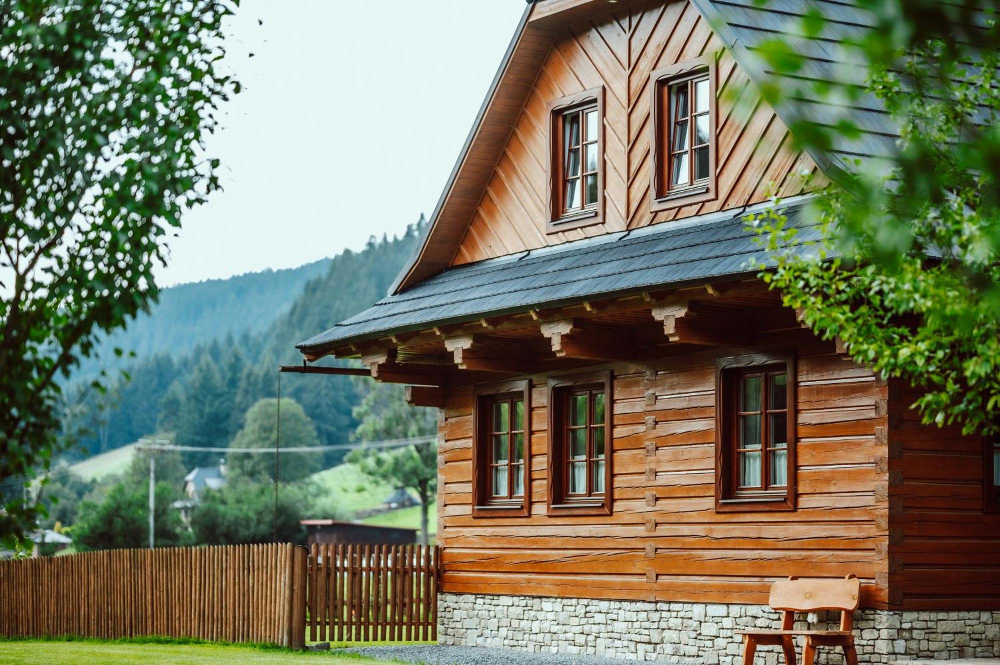 Valassky Dvur Velke Karlovice Ngoại thất bức ảnh
